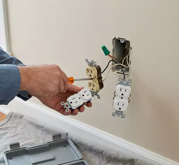 Professional Outlet Replacement: Your Local Swap-Out Team in Pelham, AL